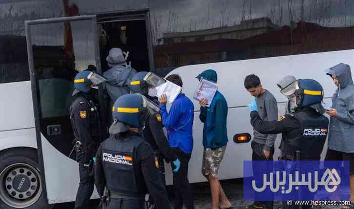 بعد عملية أمنية في سبتة المحتلة.. مهاجرون يختارون العودة إلى المغرب