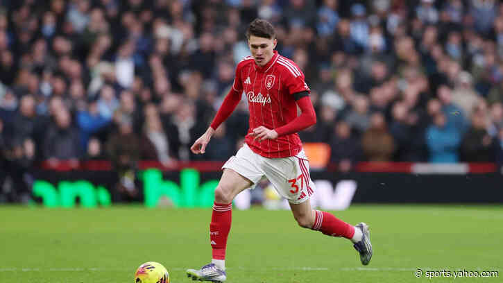 Video: Nottingham Forest give Savona a special welcome back after nightmare injury