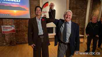 Moe Comuzzi caps 'amazing journey,' becoming Thunder Bay mayor-elect after Ontario municipal elections