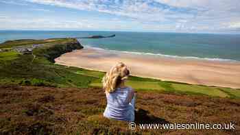 Woman finds pub with 'best sunset views' by the beach and it's in Wales