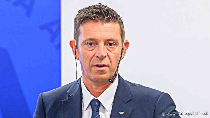 Rocchi si dimette dall’AIA per andare in tv a Dazn, poi ci ripensa. L’associazione però lo scarica: “Troppo tardi”