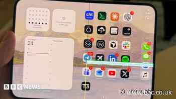 Apple to replace iPhone Duos affected by screen problem