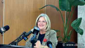 Andrea Horwath gives tearful address as outgoing mayor, saying it's been 'an honour to serve' Hamilton