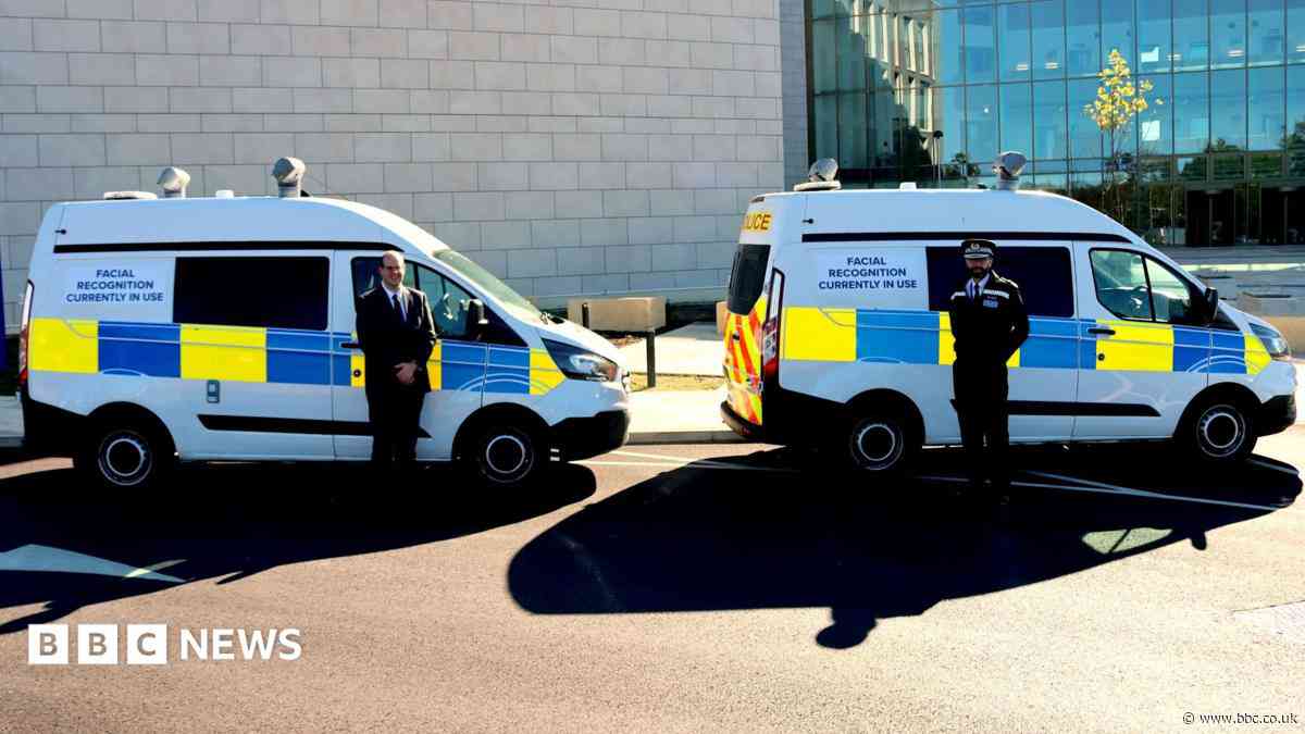Police force introduces new facial recognition vans