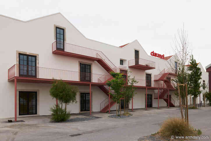Claranet Portugal Headquarters / PROMONTORIO