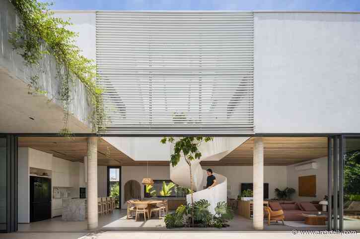 MMR House / David Ito Arquitetura