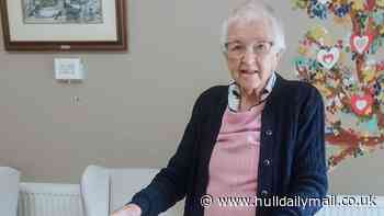 Investigation after 88-year-old 'left sitting in the cold' outside Hull New Theatre