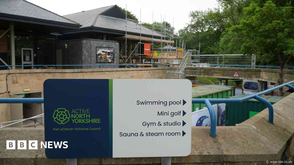 Swimming pools to reopen by end of year - council