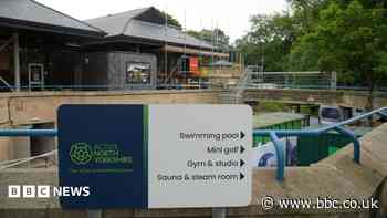 Swimming pools to reopen by end of year - council
