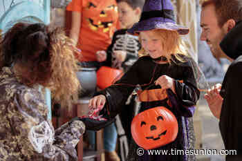 Saturday Halloween brings a full slate of free, spooky fun