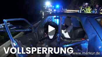 B45 nach Unfall bei Mauer gesperrt: Vier Verletzte am frühen Mittwochmorgen
