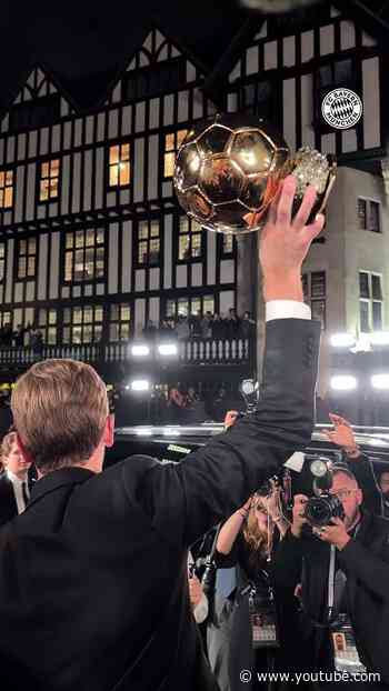HARRY KANE WITH HIS BALLON D'OR IN LONDON
