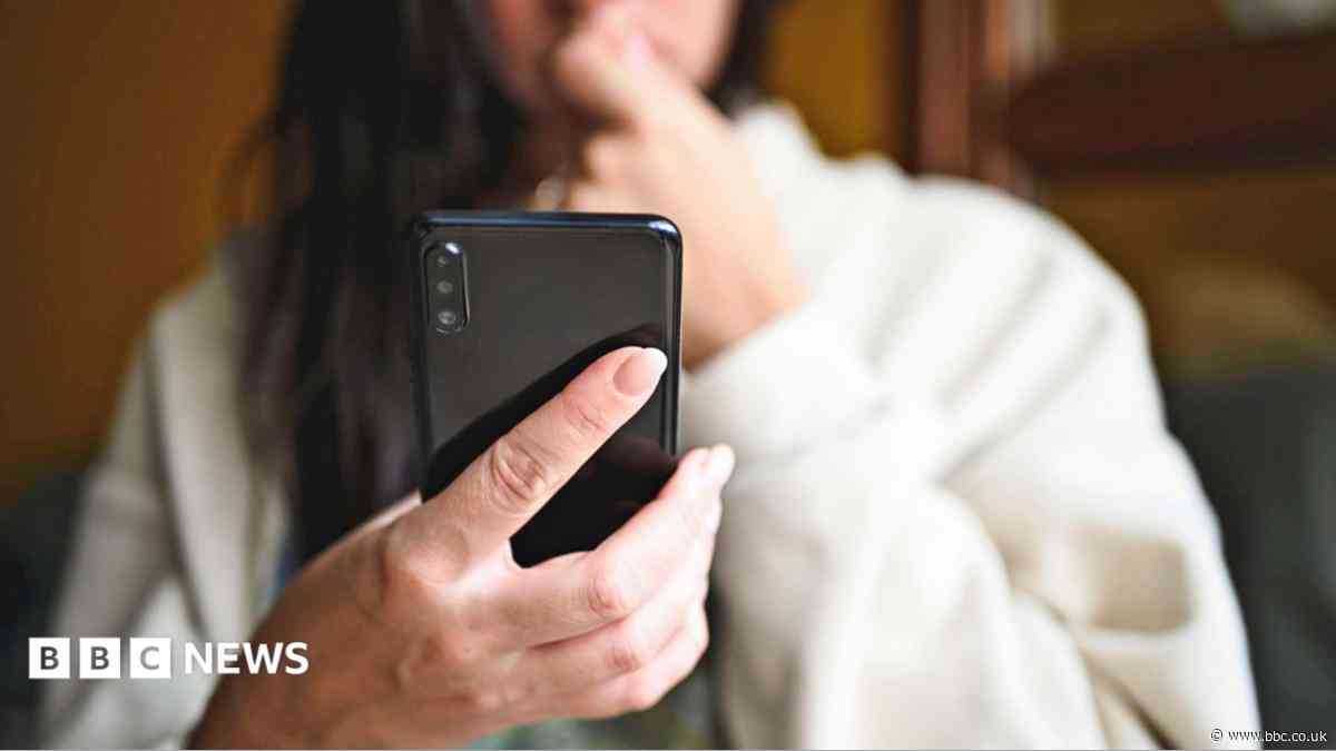 Police warning over scam calls posing as officers