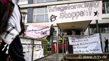 Protest gegen Kürzungen: Studierende in Berlin und Hamburg blockieren Uni-Gebäude