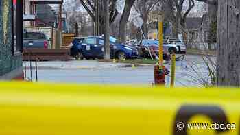 Crash shuts down stretch of busy street in Winnipeg's North End