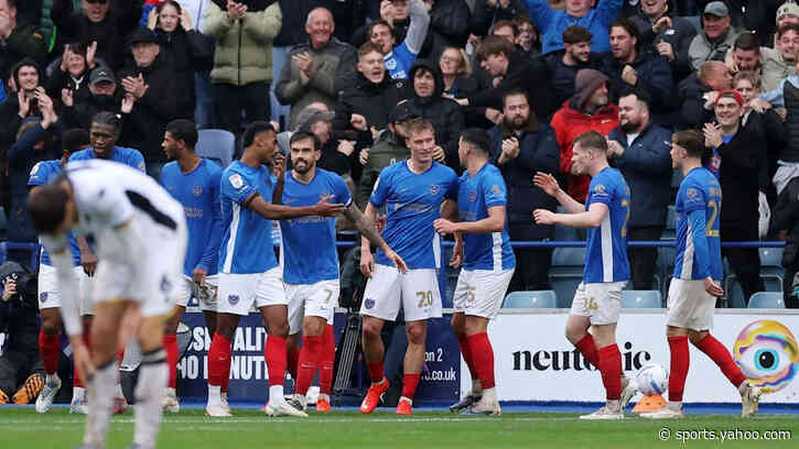 🎧 Pompey looking up...