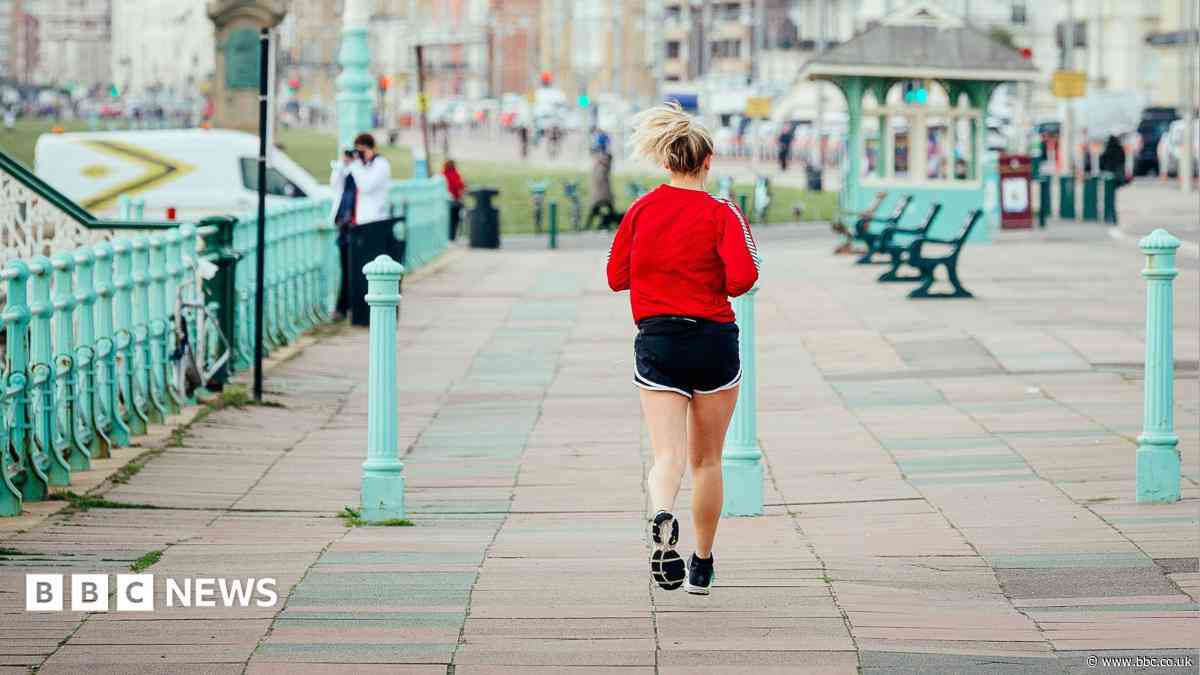 Female runners forced to change habits, stats show