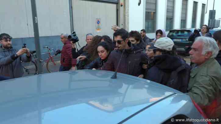 Youssef Siher lascia il carcere di San Vittore “protetto” dai sostenitori: gli applausi al 30enne – Video