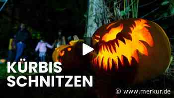 Halloween-Kürbis schnitzen ohne Messer: Mit diesem Trick geht es leichter