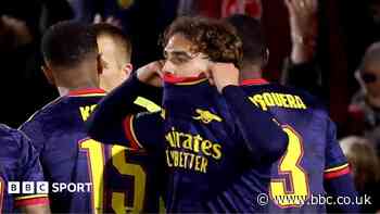 Arsenal to appeal against Dowman red card