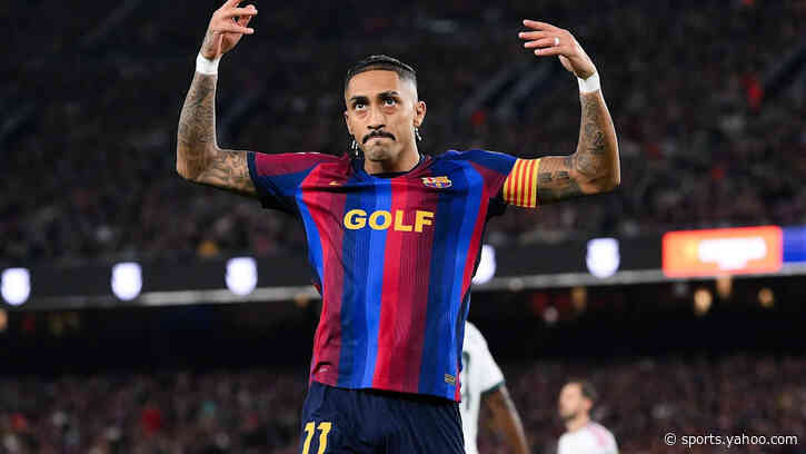 Two Barcelona stars spearhead initiative to unite dressing room after consecutive defeats – report