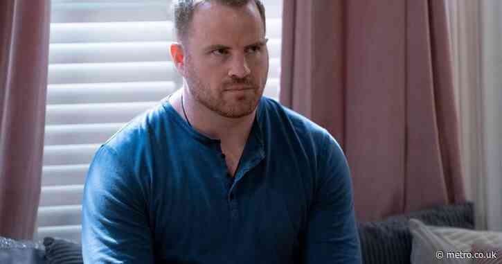 EastEnders’ Rob Kazinsky reveals massive promise to Roxy that vengeful Sean keeps