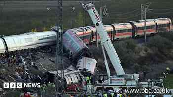 Spain begins three days of mourning after train crash kills dozens