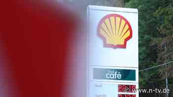 Hohe Milliardeneinnahmen: Shell und Total Energies verdoppeln Gewinn dank des hohen Ölpreises
