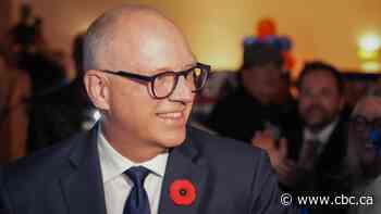 Scott Gillingham survives to be mayor for another term, thanks in no small part to weakness of opposition