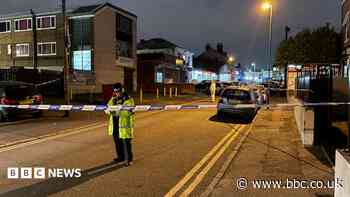 Murder arrest after man stabbed in busy street
