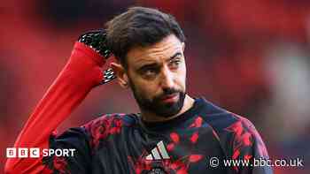 'Fully committed' Fernandes to remain Man Utd captain
