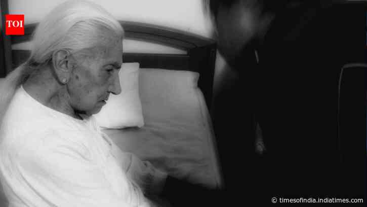 Why do some people stay mentally sharp even when their brains show clear signs of Alzheimer’s disease? Scientists have found an important clue hidden in a rare group of resilient brains