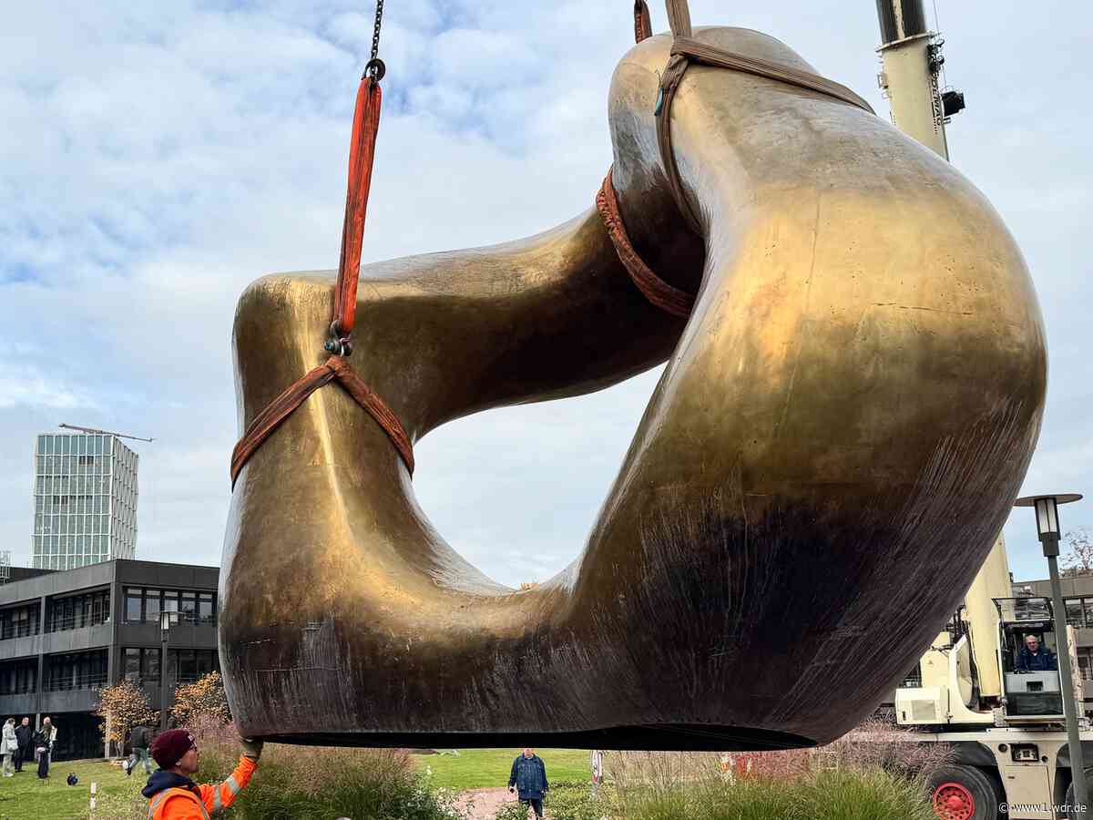 Bonn schickt Henry-Moore-Skulptur zur Restaurierung
