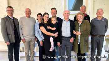 70 Jahre Vereinstreue: TSV Arnbach feiert Sepp Mayr zum 90. Geburtstag