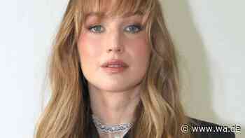 Was ist mit ihrem Gesicht passiert? Fans erkennen Jennifer Lawrence nicht