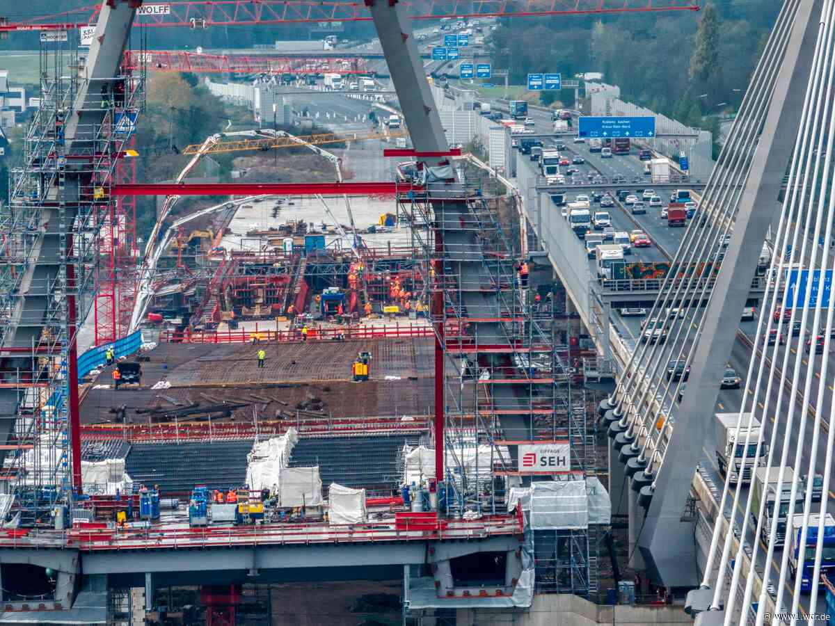 Vollsperrung der A1 bei Leverkusen im November