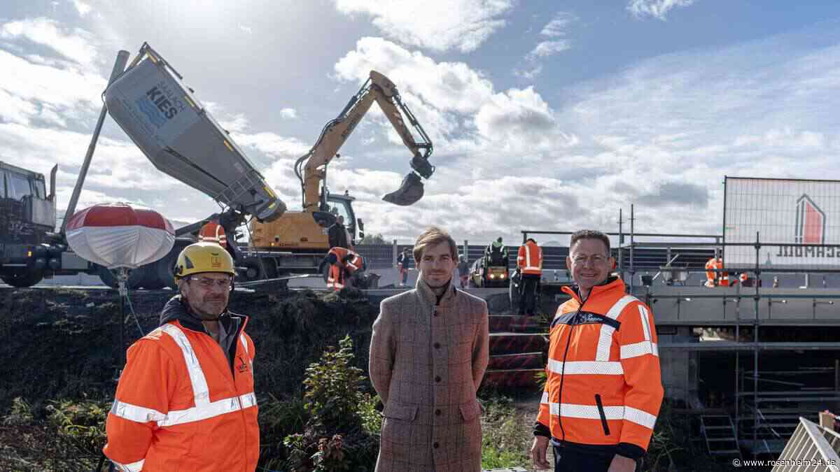 Freie Fahrt ab 30. Oktober: Wie die A8-Brücke bei Rohrdorf in Rekordzeit fertig wurde