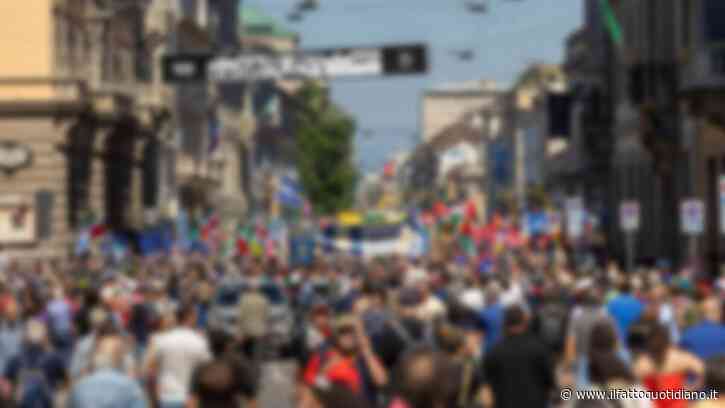 Milano e le manifestazioni del 30 ottobre, allerta massima: diverse piazze di studenti e centri sociali. Impegnati centinaia di agenti