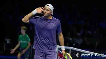 Hochklassiger Krimi in Basel: Nächster Tennis-Coup: Struff bezwingt erstmals Djokovic