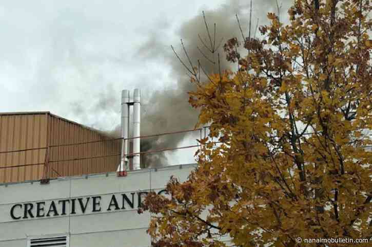 UPDATE: No injuries in large blaze at UBC Okanagan building, fire started due to roof work