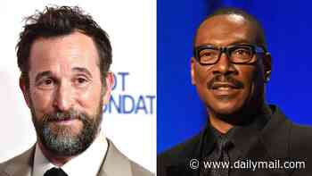 Noah Wyle says Eddie Murphy told him to 'f--k off' when he asked the SNL legend for an autograph