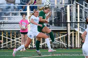 Section 2 soccer playoffs: Thursday night's scores, highlights