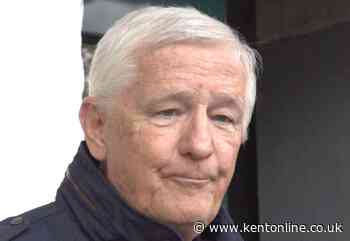 Council spends £1k on legal expert before backing down before tribunal starts