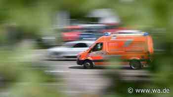 Unglück in Schleswig-Holstein: Schulbus mit 20 Kindern rauscht in Hauswand