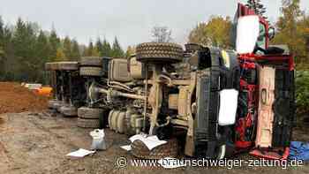 Unfall im Harz: Lkw kippt an der Sösetalsperre um, Fahrer wird eingeschlossen