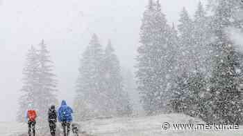 Bis 20 Zentimeter Neuschnee: Wintereinbruch in Bayern angekündigt – kaltes Wochenende steht bevor