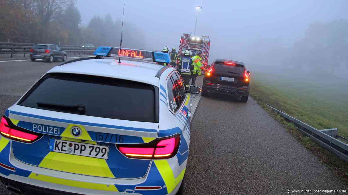 Medizinischer Notfall am Steuer: Auto fährt auf der A7 bei Illertissen auf anderen Wagen auf