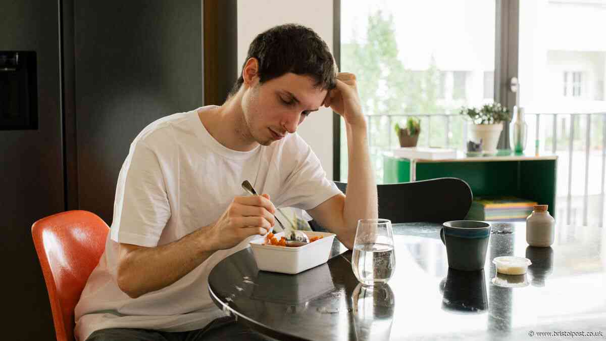 Noisy neighbours, bad haircuts, and terrible food among top 20 things Brits ‘put up with’