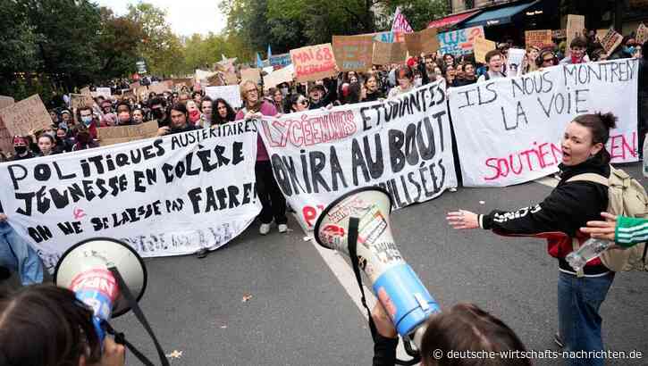 Wenn Paris brennt, denkt man an Anlageratschläge, Straßen und Blut