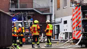 Feuer bei Abrissarbeiten: Einsatz im Oettinger-Gebäude in Braunschweig
